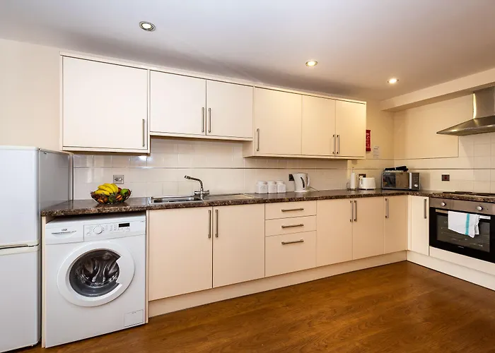 Waterview Deluxe Apart-hotel 4*